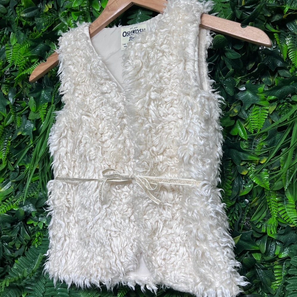 OshKosh B'gosh Kids Size 7 Cream Fuzzy Sherpa Lined Vest Girls Belted‎ 3341